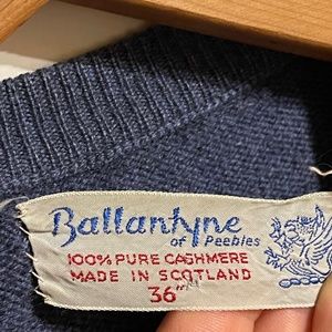 BALLANTYNE OF PEEBLES ! VINTAGE VINTAGE VINTAGE!!